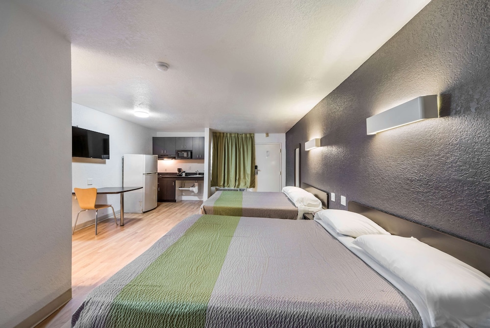 Studio 6 Irving, TX - Irving DFW Airport East