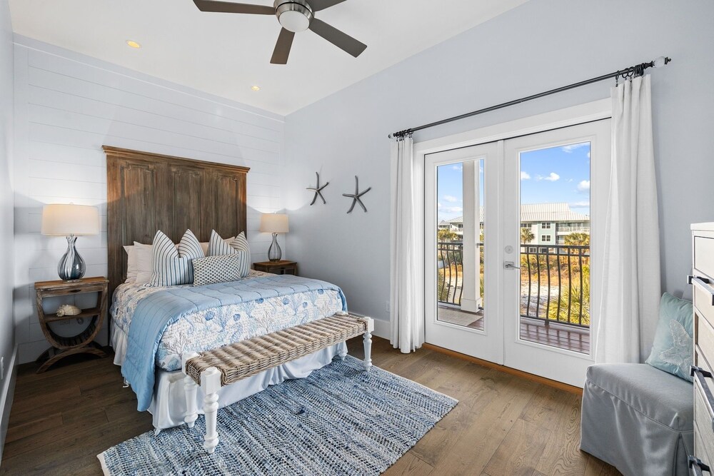 Peaceful Easy Feeling 156 Chivas Lane, Unit B 4 Bedroom Home by RedAwning view 5