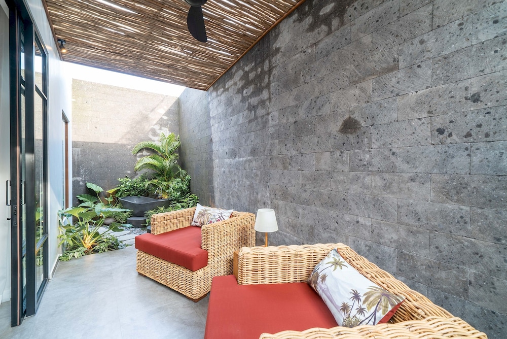 Villa Nusantara 5 by Alfred in Bali - Promo Luxury 4BD Pool Villa Pererenan Beach Caggu