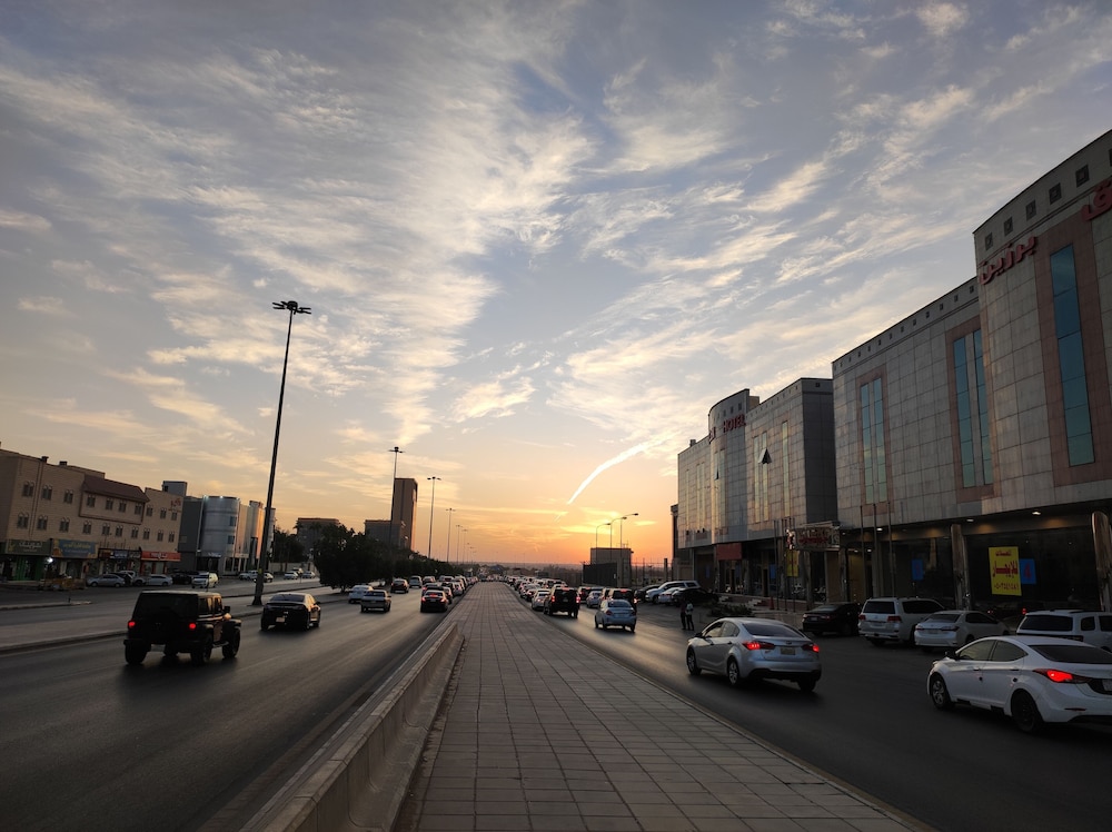 Brzeen Hotel - Riyadh - فندق برزين الرياض