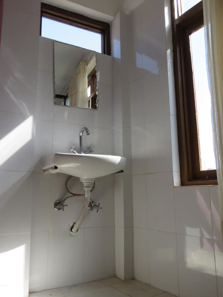 Friend's Guest  House