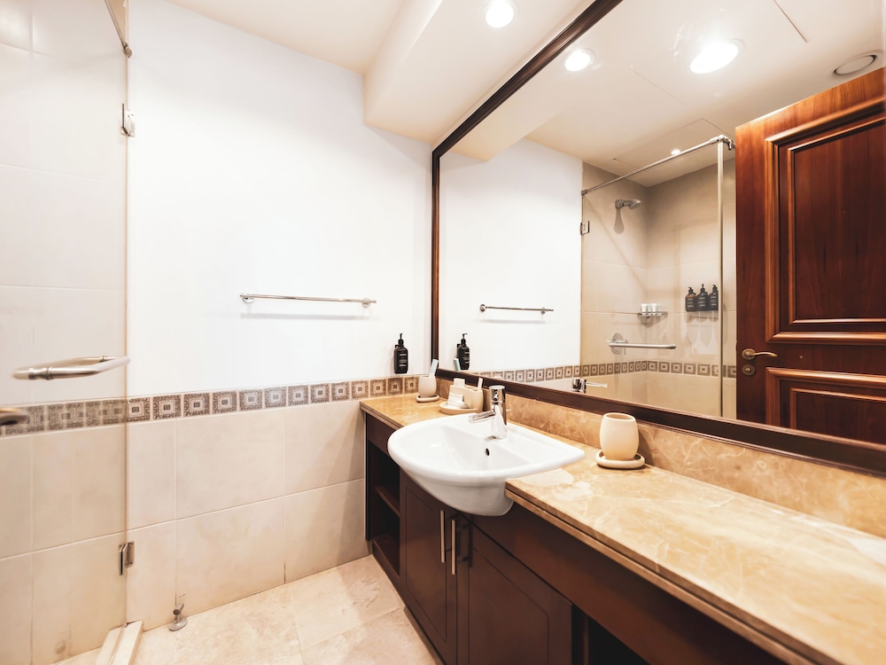New Fairmont Residences by Propigo
