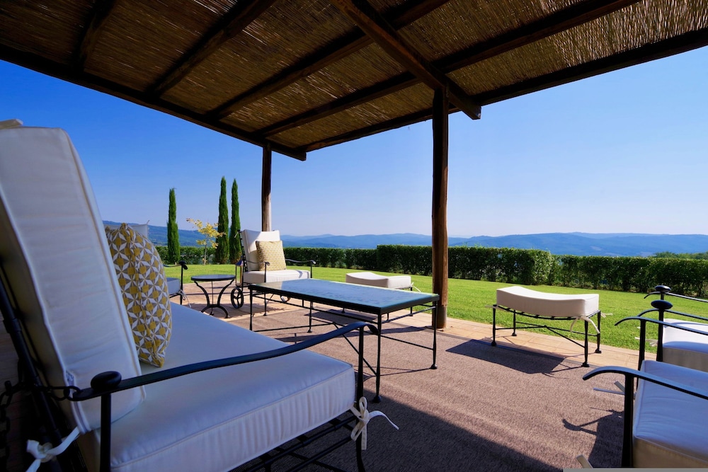 Camparone by Arceno Rentals Club