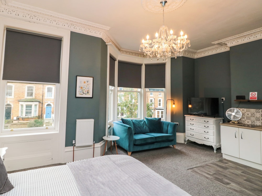 27 Westbourne Grove