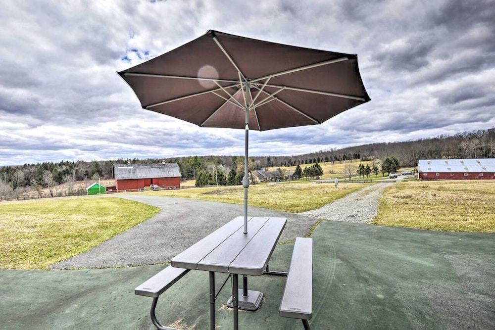Equestrian House Suites