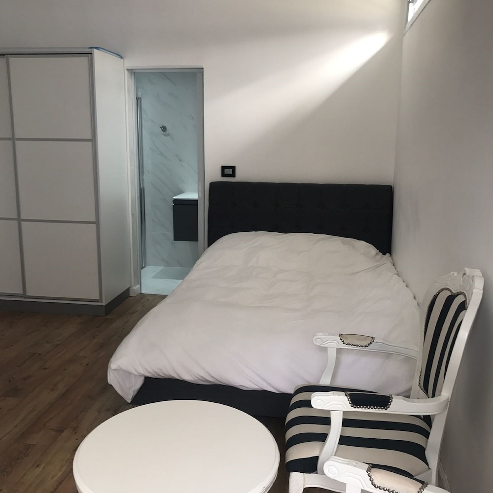 Luxury Suites