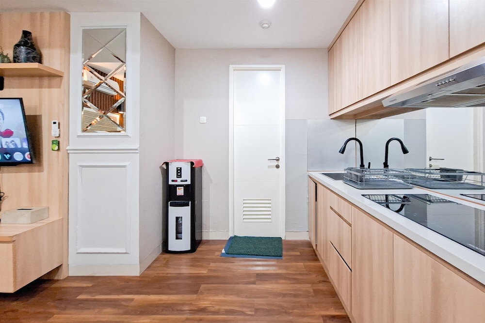 Modern Neutral 2Br At The Ayoma Apartment