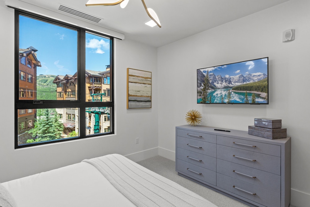 Empire Residences at Deer Valley Resort - Three Bedroom Deluxe Residence #401 3 Condo