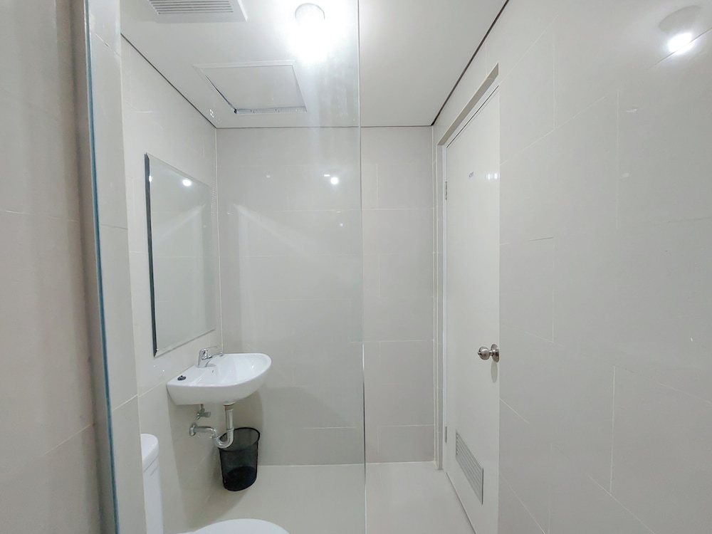 Good Place And Homey 2Br At Podomoro City Deli Medan Apartment