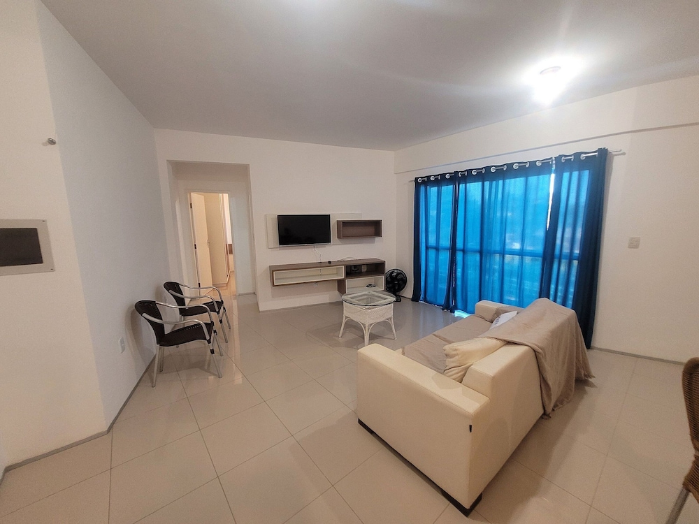 Apart With 2 Bedrooms, 150m From the Beach Kvd0201
