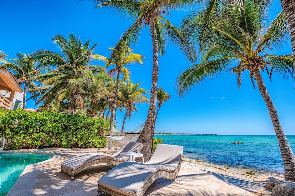 Beachfront W Private Staff in Gated Community