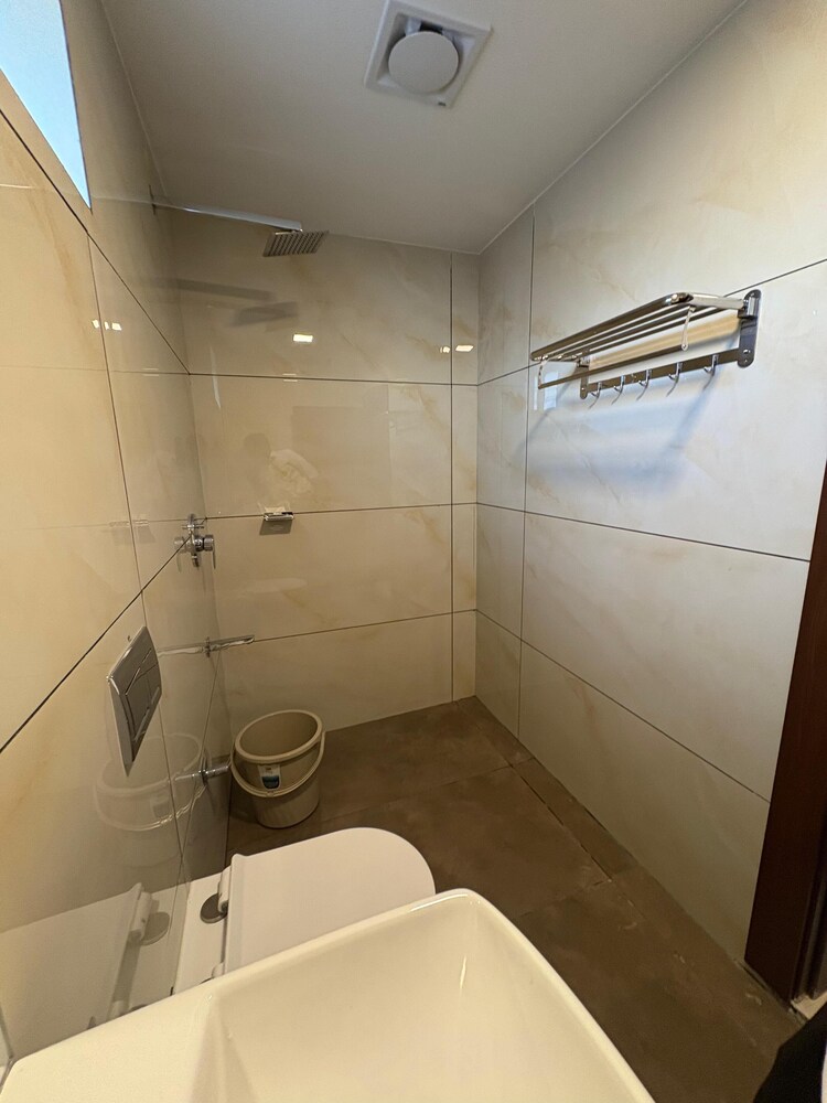 Kanak Residency Kuthuparamba