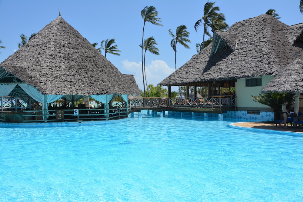 Kiwengwa Vacations - Neptune Pwani Beach Resort Spa Zanzibar - Property Image 35