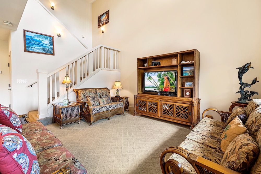 3 Bedroom Condo with Lanai, Grill, and Access to Recreational Facilities