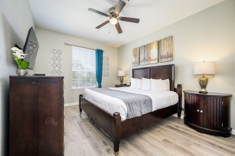 Epic Universe Beautiful Condo, Vista Cay, Orlando-3026