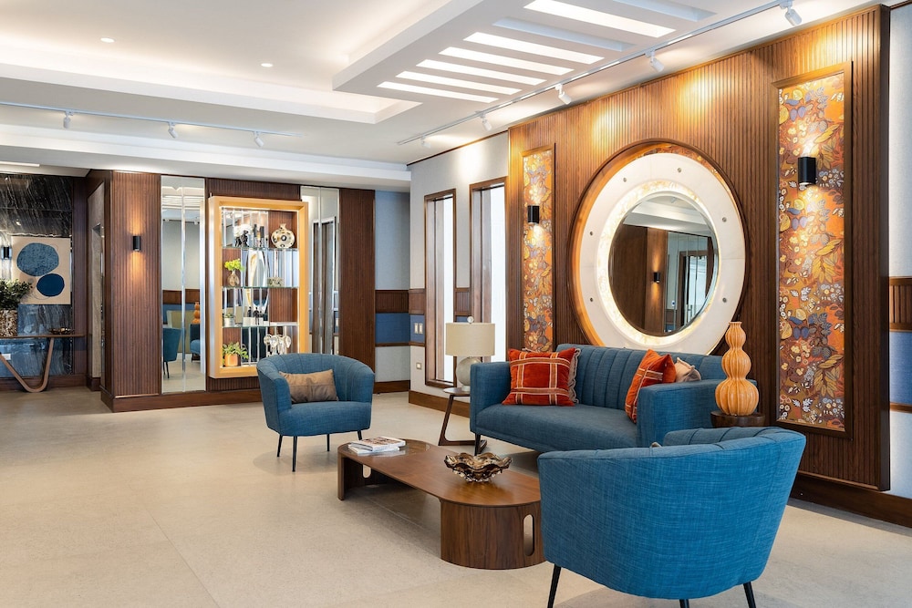 Shalom Residences By YellowKey