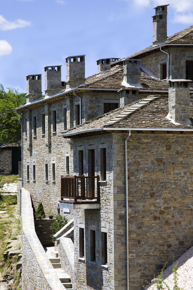 Kipi Suites