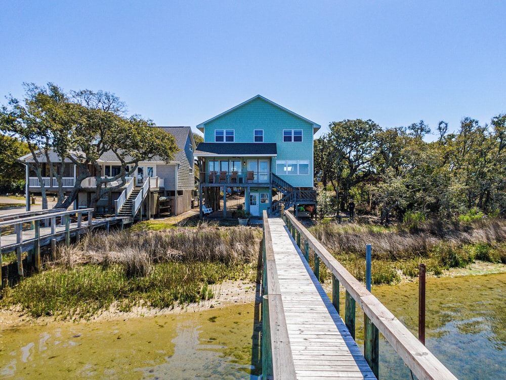 The Hydeaway by Topsail Realty