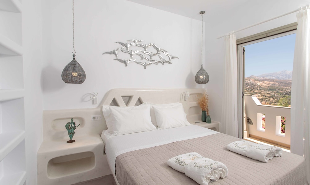 Halcyon Suites and Villas Naxos photo 5