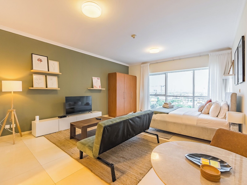 Stylish Studio Escape in the Heart of JLT