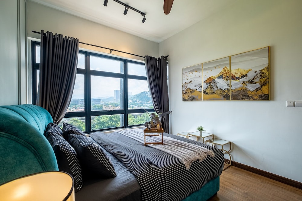 Astoria Ampang Condotel by Emily in Town