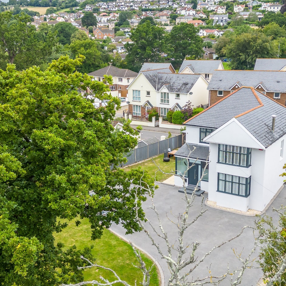Greenacre in Bishopsteignton
