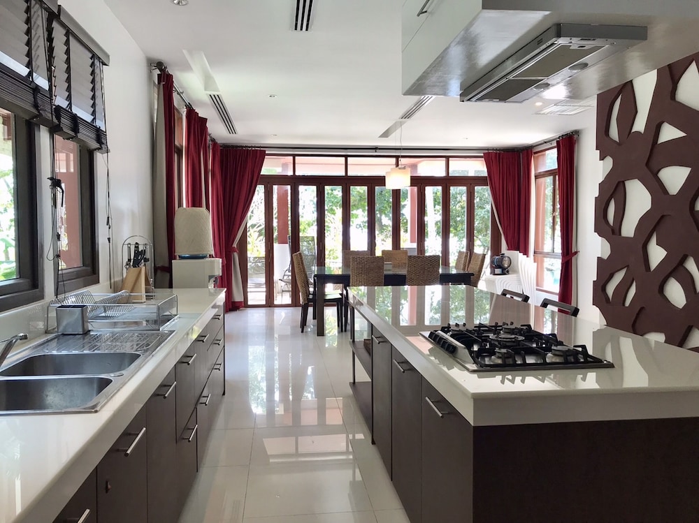 Amatapura Beach Villa 15