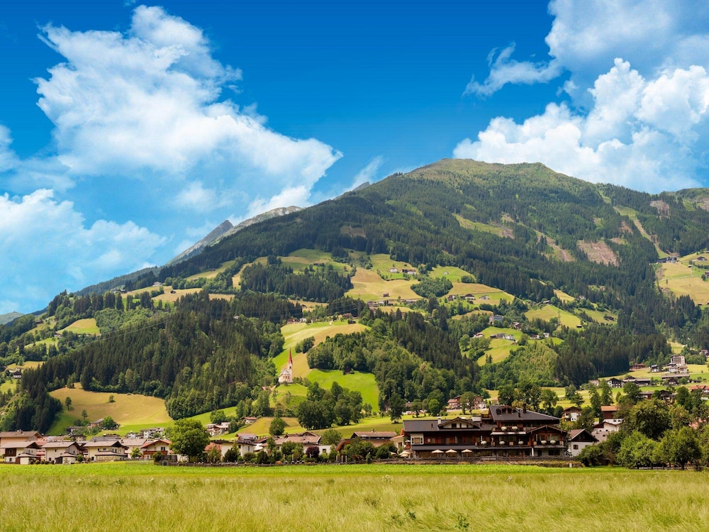 Cosy Apartment in Fugen Near Ski Lift