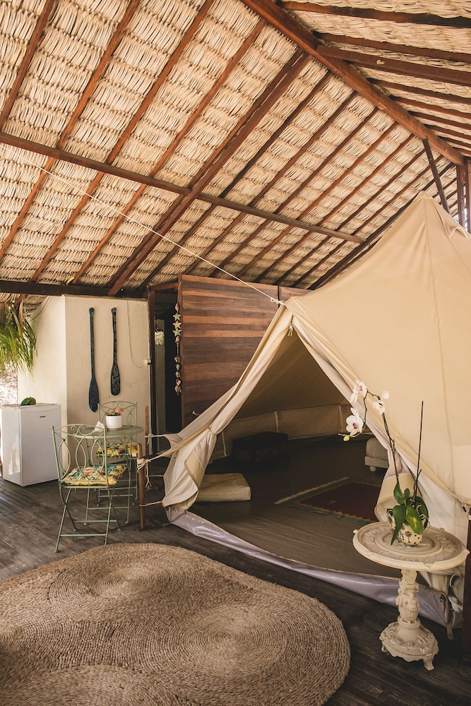 Kitejuba Bungalows view 2