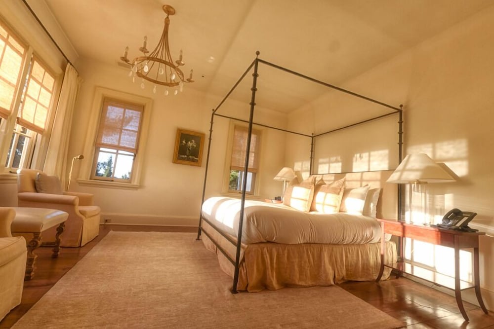 Lx1: Chateau D' Renaitre - Carmel-by-the-sea Luxury Villa: - Property Image 30