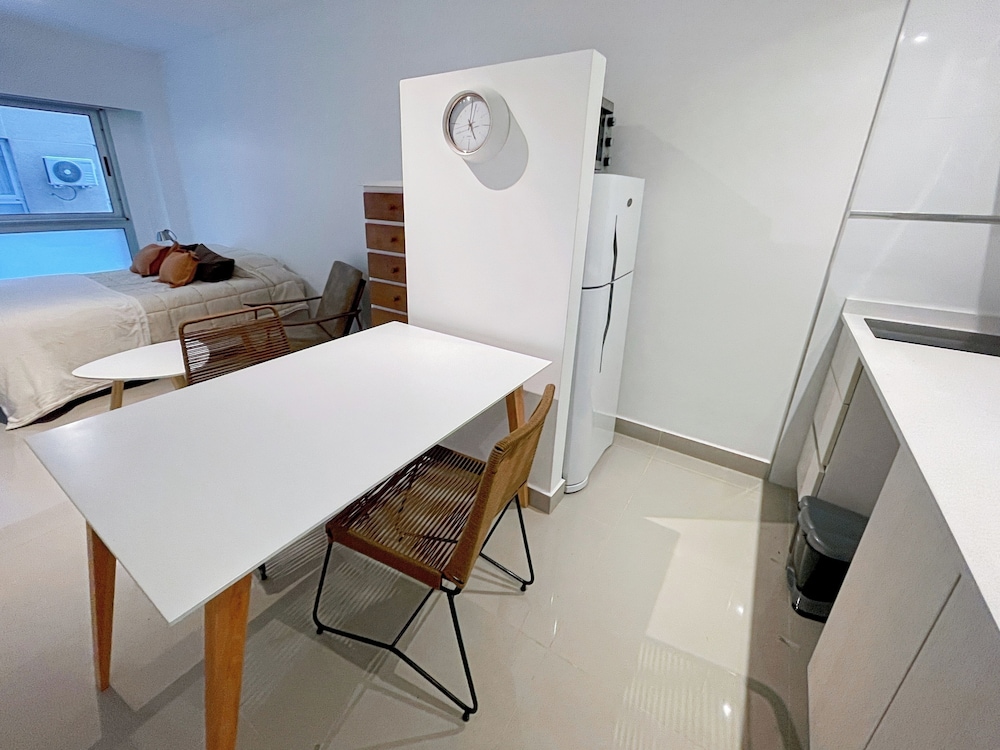 Ayres Suites Moreno