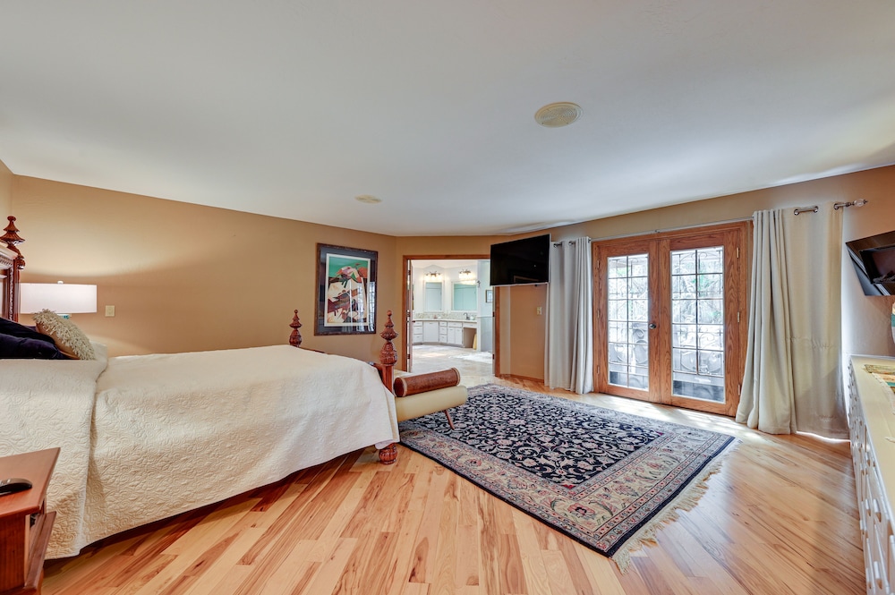 Payson Vacations - Expansive Payson Golf Retreat w/ Games  Hot Tub! - Property Image 1