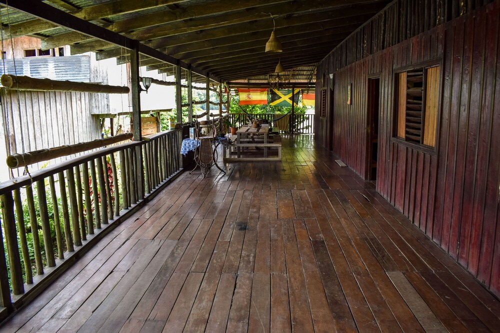 Tapir Lodge