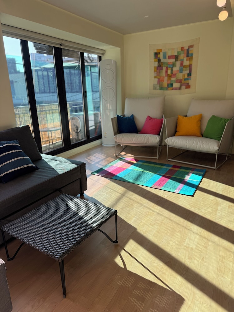Hongdae Private Guesthouse