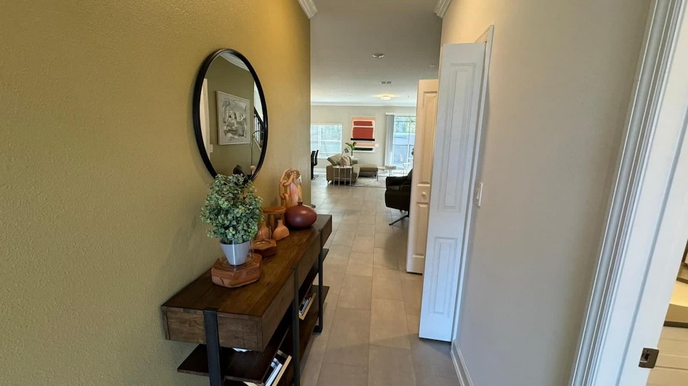 Free Waterpark 5Bd Close to Disney Private Pool view 3