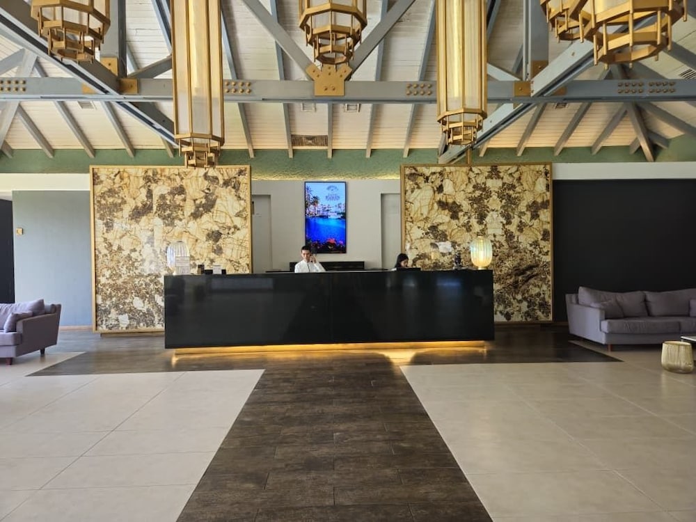 Hotel Maremares By Buddha Bar Beach