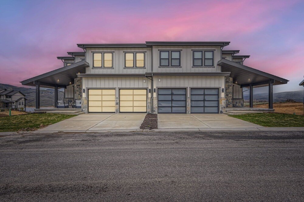 Deer Valley East Perfection On Vissen! 933 4 Bedroom Townhouse