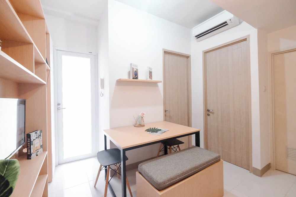 2Br (No Kitchen) Near Tokyo Hub At Tokyo Riverside Pik 2 Apartment