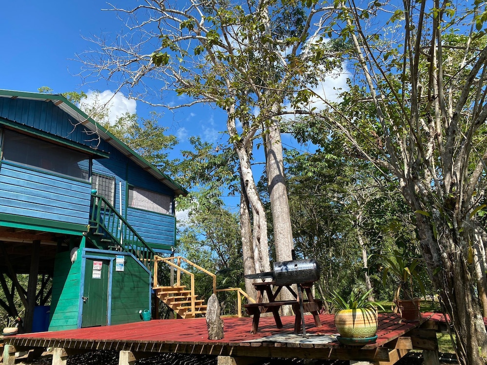 Howler House