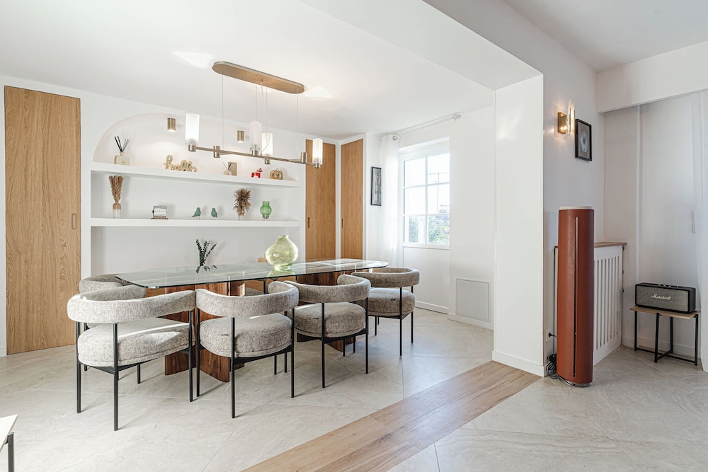 Elegant Family Home Near Deauville