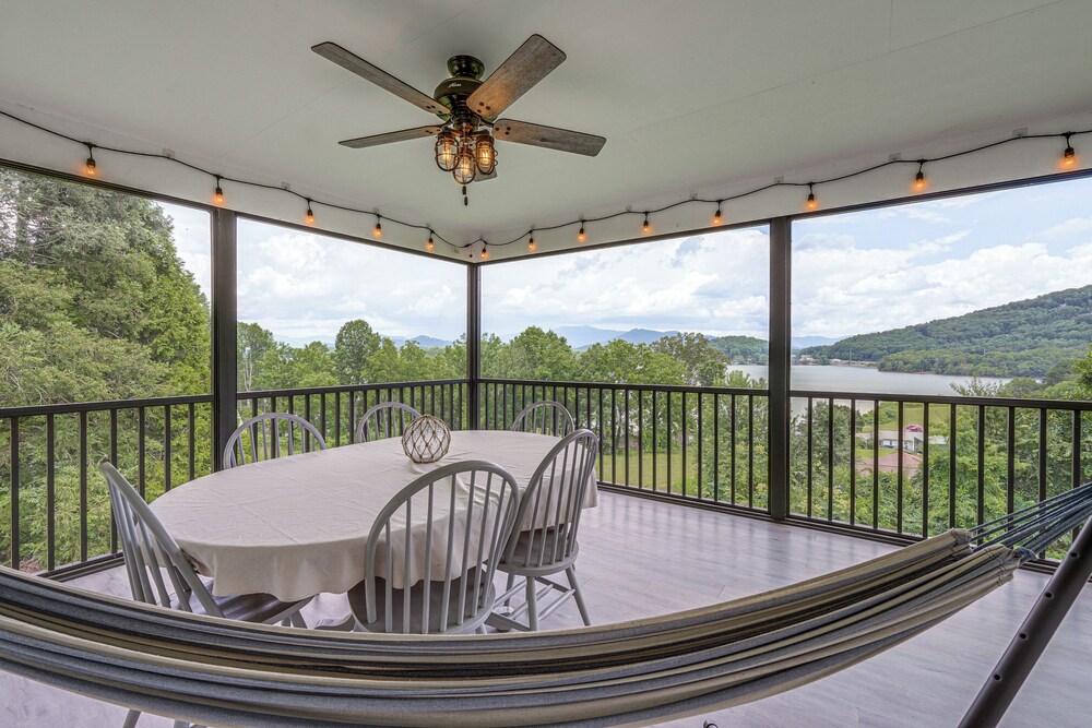 < 1 Mi to Lake Chatuge: Home w/ Mtn & Water Views!