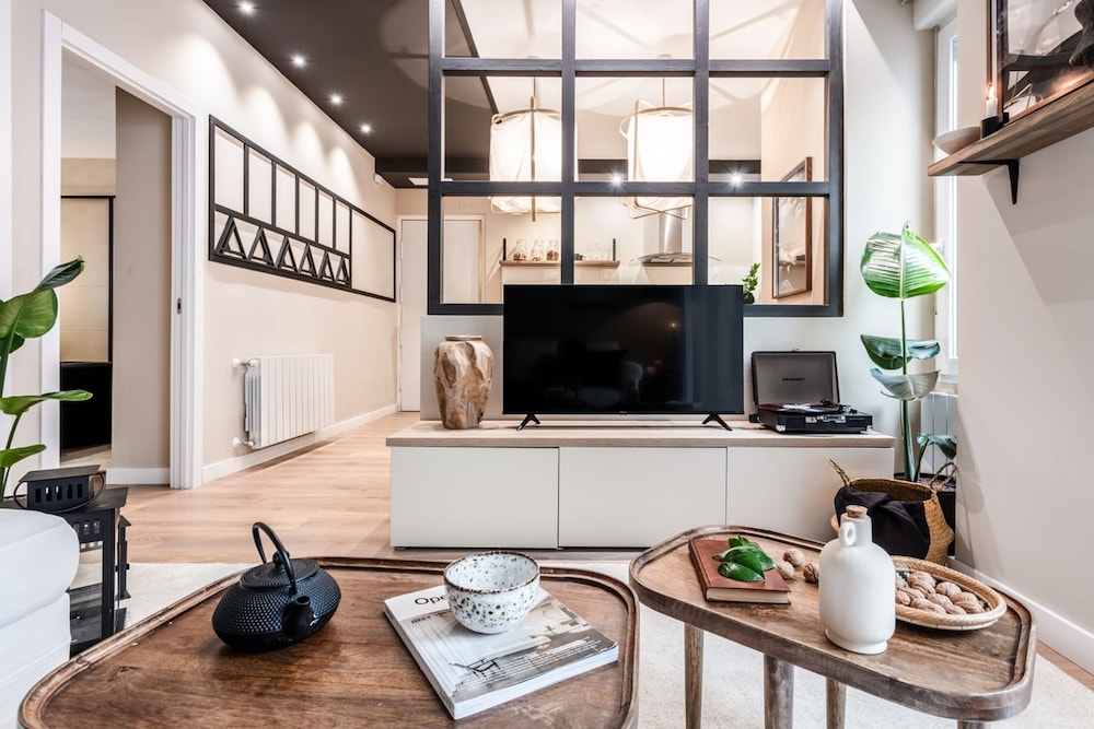 Kindo - 2 Bedrooms in Goya