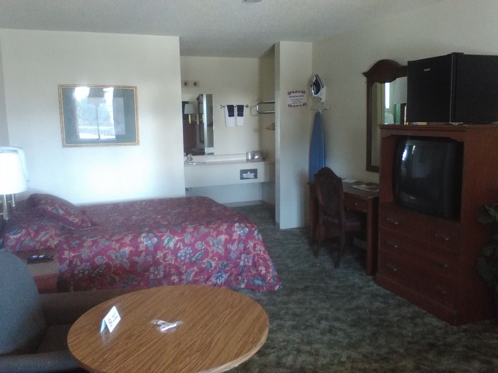 The Razorback Lodge