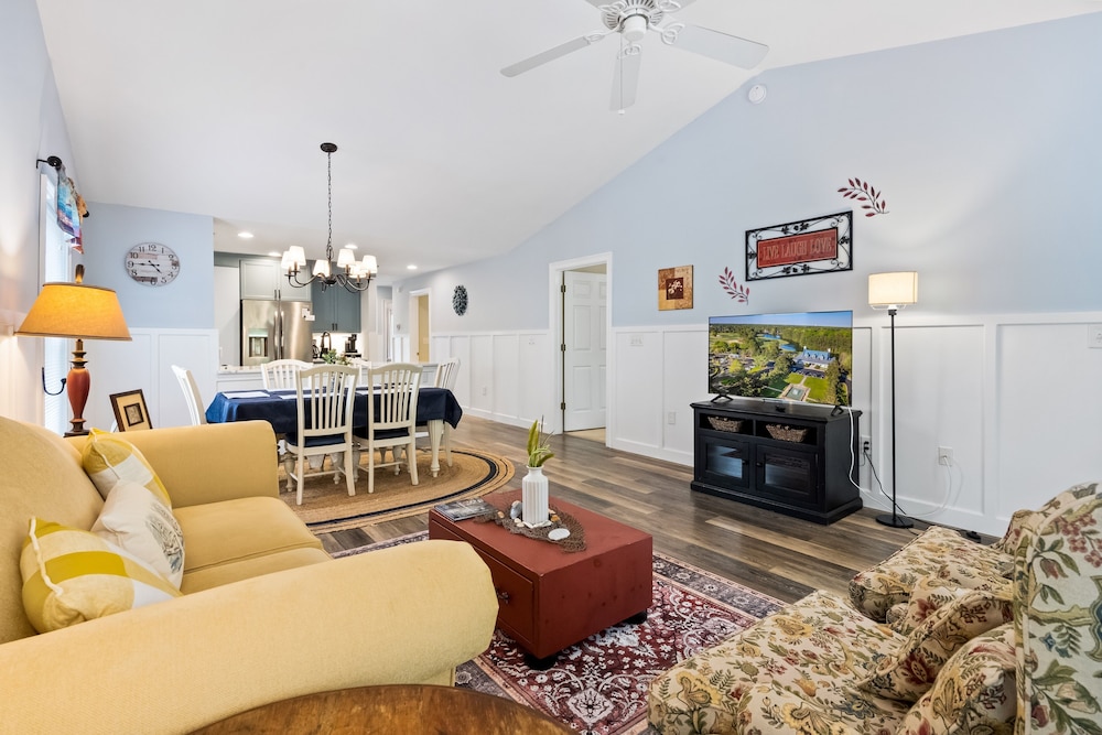 65d Isle Awhile 3 Bedroom Condo