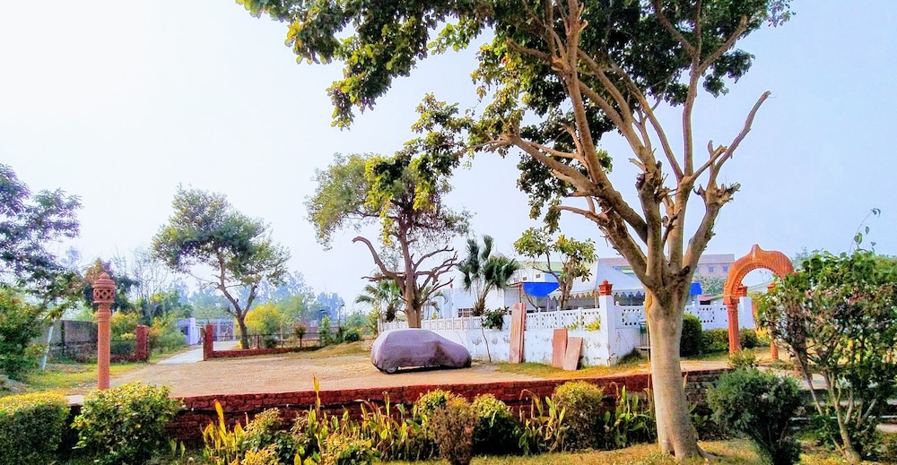 The New Swaraj Resort view 5