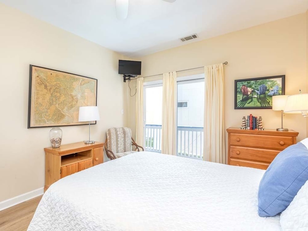 Tybee Sands by Tybee Vacation Rentals view 3
