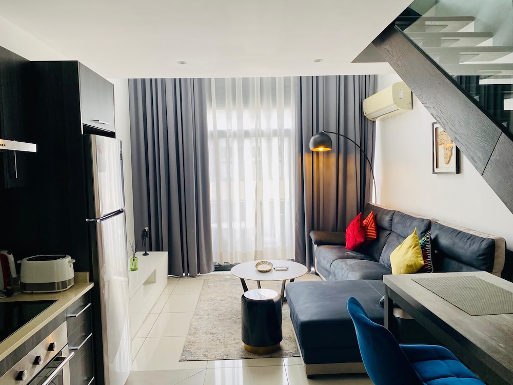 Meraki Homes at Embassy Gardens