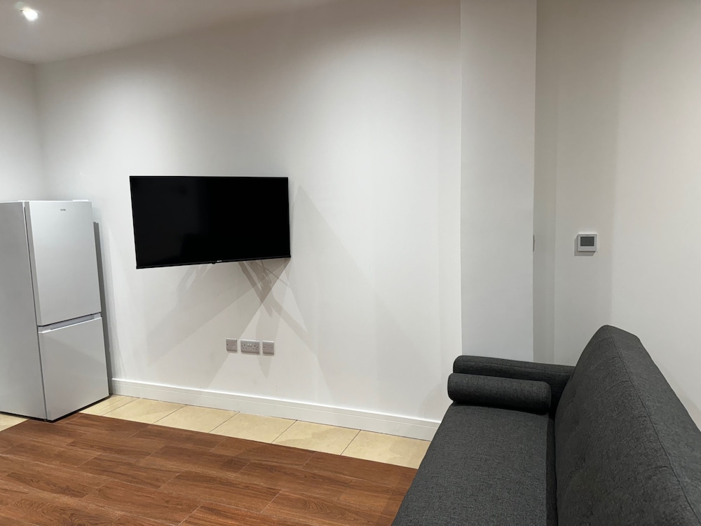 Cosy Flat With Garden London