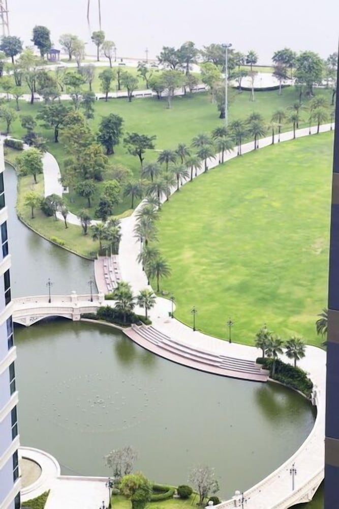 High-floor River-view Apartment
