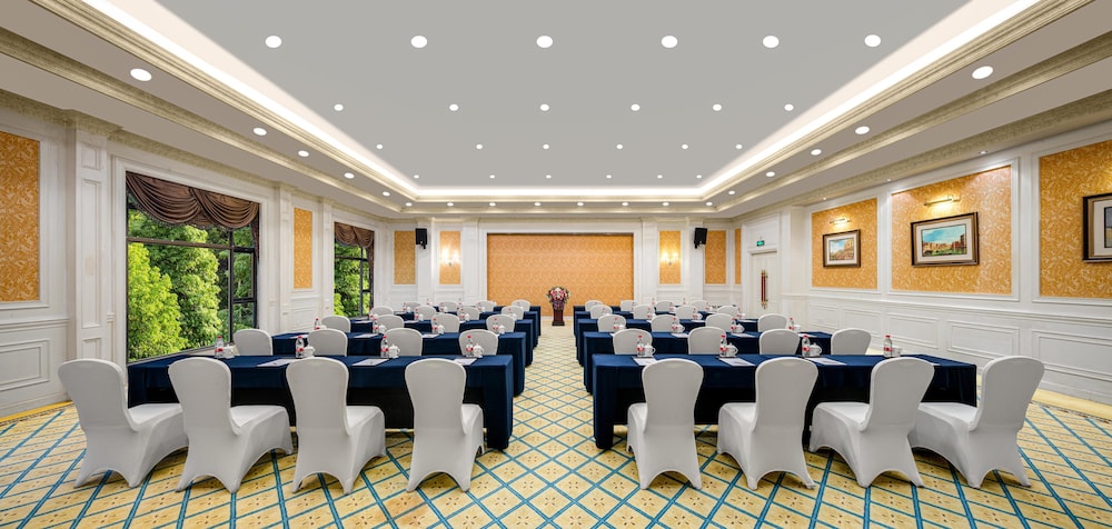 Country Garden Phoenix Hotel Chongqing
